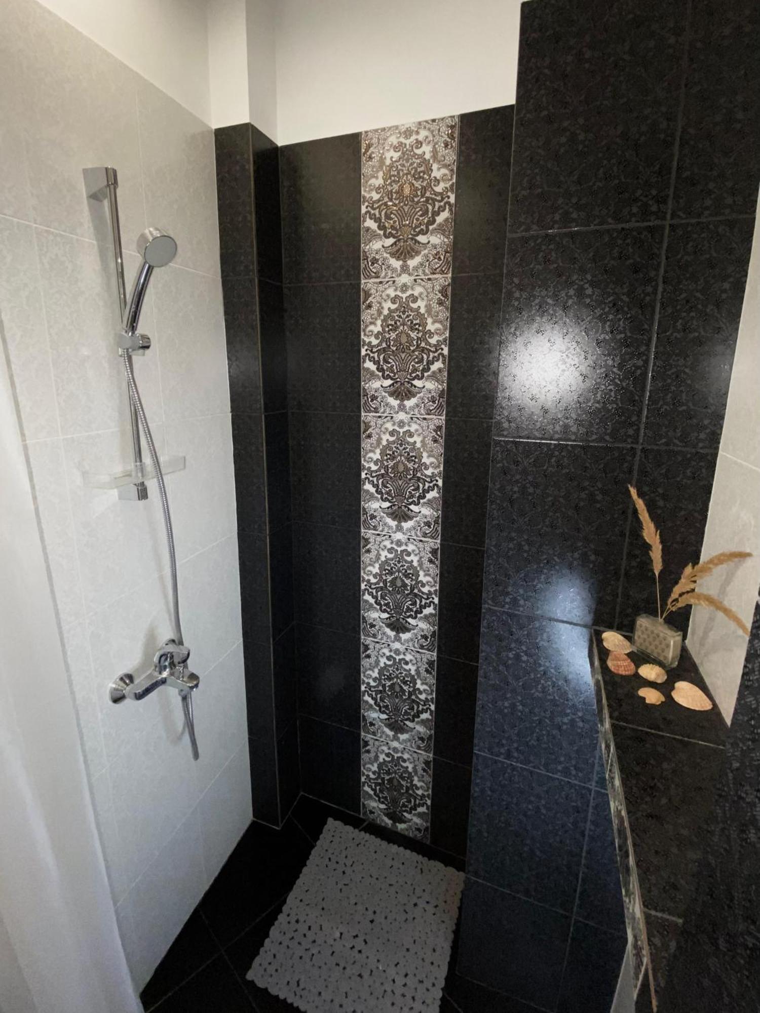 555 метров до моря Apartment Liepaja